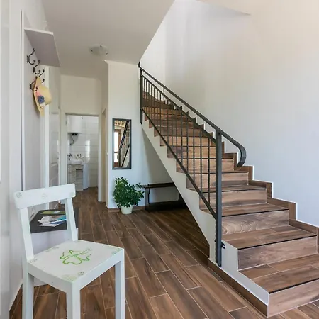 Raj - Feriehus Jadranovo