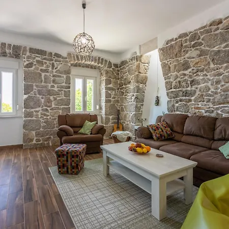 Raj - Feriehus Jadranovo