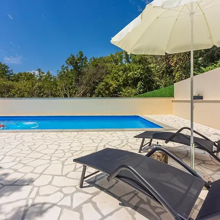 Prázdninový dům Raj - *